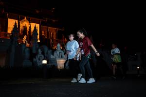 BIB: 
                            <button type="button" onclick="openModal(22280121)" class="btn btn-primary btn-sm float-right btn-popup" data-toggle="modal" data-target=".modal-high-quality">
                        <i class="fas fa-shopping-cart"></i> Add to Cart
                    </button>
                                            <button type="button" onclick="isThisMe(22280121, true)" class="btn btn-success btn-sm float-right btn-popup btn-isme hidden" data-toggle="tooltip" data-placement="bottom" title="นี่คือรูปของคุณใช่ไหม คลิกที่นี่เพื่อเอาเข้าอัลบั้ม">
                        <i class="fas fa-plus"></i> Add to album
                    </button>
                    <button type="button" onclick="isThisMe(22280121, false)" class="btn btn-warning btn-sm float-right btn-popup btn-isnotme hidden">
                        <i class="fas fa-ban"></i> Remove from album
                    </button>